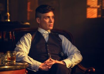 Thomas Shelby se vrača! Znano, kdaj pride film o Birminghamskih tolpah