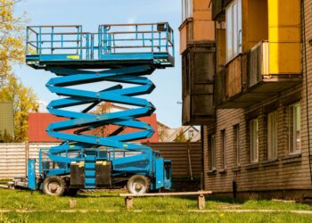 Tragična delovna nesreča: 53-letnik podlegel poškodbam