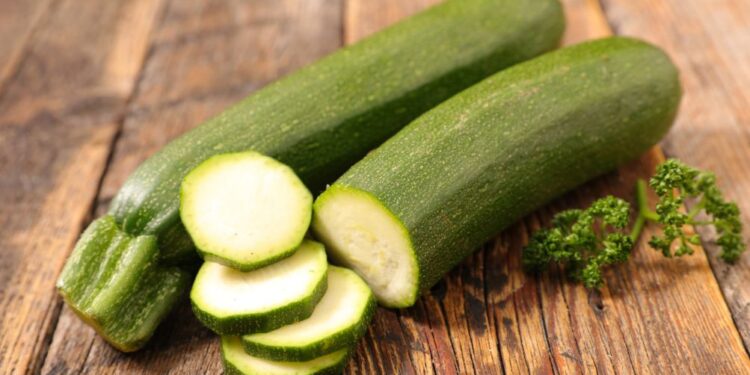 Raziskava: Je lažje vzgajati hčere ali sinove?