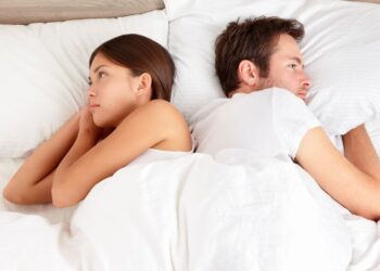 Sedem razlogov zakaj moški ostajajo v zvezi z ženskami, ki jih ne ljubijo več