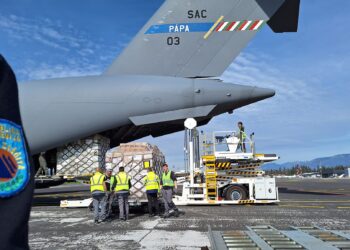 Slovenija poslala 33 ton pomoči za Palestince (FOTO, VIDEO)