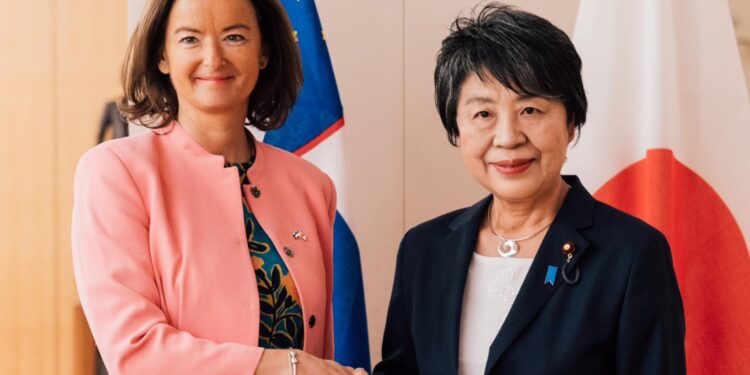 Tanja Fajon in delegacija na obisku Kitajske