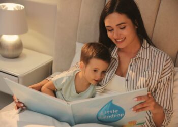 Tri vprašanja, ki jih morate svojemu otroku zastaviti vsak večer pred spanjem