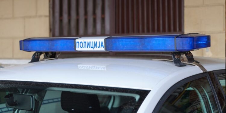 V trčenju vlakov v Beogradu poškodovanih 13 oseb