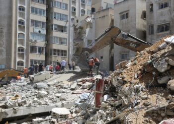 Kljub odločitvi ICJ Izrael nadaljuje z napadi na Rafo