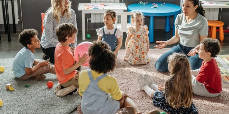 Dr. Rajović o napakah v vzgoji: Moderni izzivi zahtevajo moderne rešitve