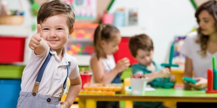 Ljubljanski vrtci 2024/25: Vpisanih 2252 otrok, čakalni seznam še vedno poln