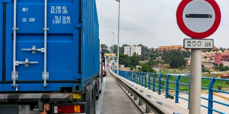 Cariniki v Srbiji odkrili pakete z živalskimi lobanjami