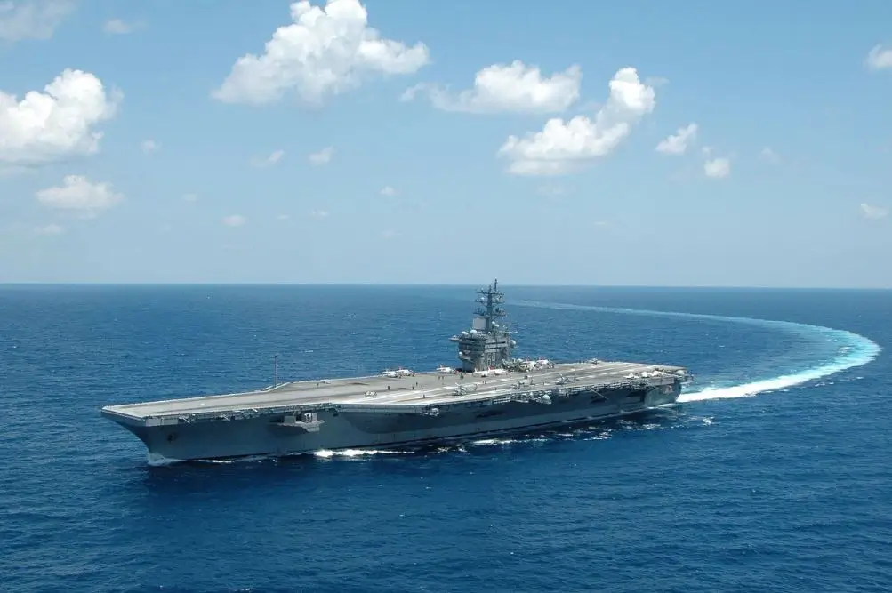 Ameriška letalonosilka USS Eisenhower