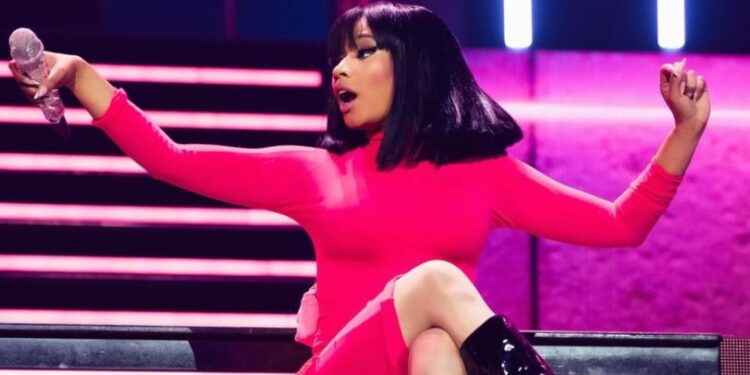 Oboževalci v šoku: Nicki Minaj zahtevala minuto molka za princeso Diano