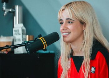 Foto: Instagram/Armchair Expert Podcast