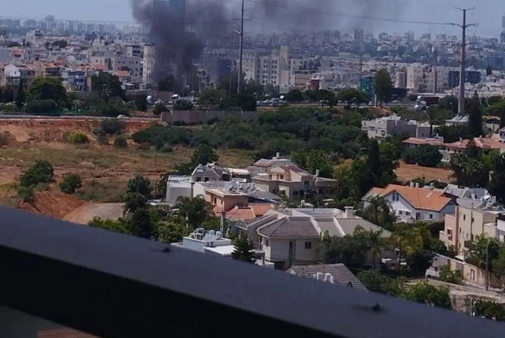Hamas izvedel raketni napad na Tel Aviv