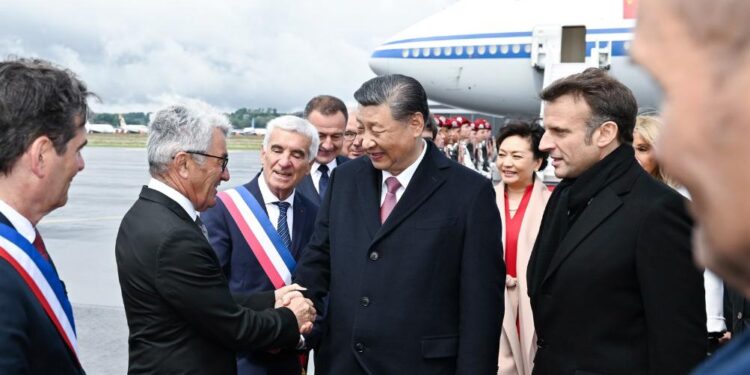 Ši Džinping in Macron