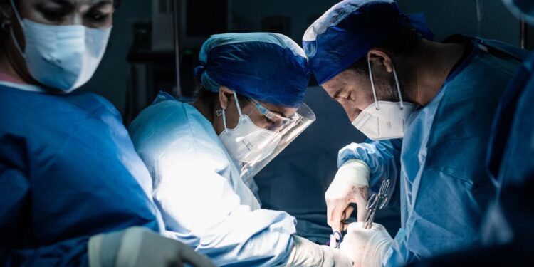 Sistemski nadzor za Medicor