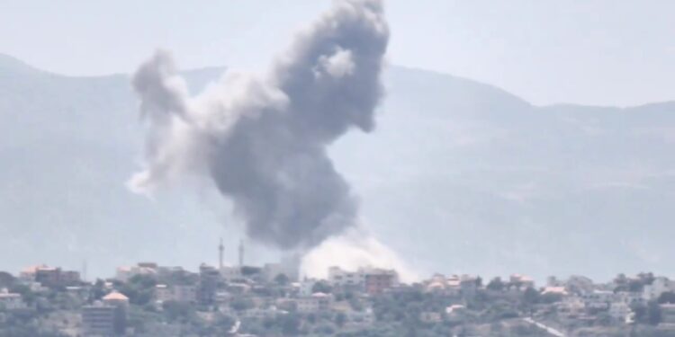 Ciper po grožnjah Hezbolaha poudaril, da ni vpleten v vojaške operacije