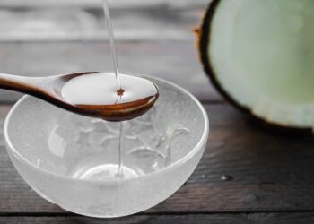 Skrivnosti kokosovega olja: Zdravilne lastnosti za vso družino