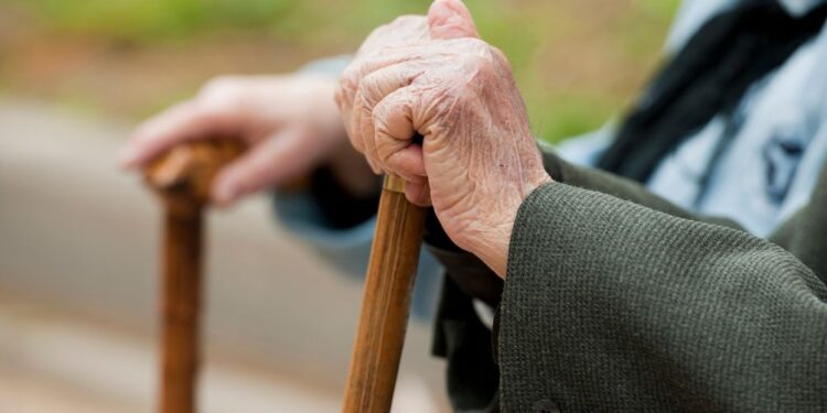 Letni dodatek za upokojence: Koliko bodo prejeli?