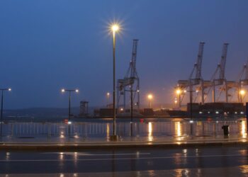 Danes nas čaka spremenljivo vreme, nevihte pa predvsem ob morju