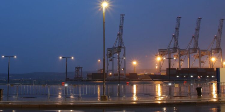 Danes nas čaka spremenljivo vreme, nevihte pa predvsem ob morju