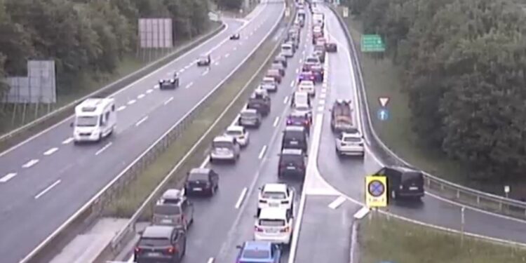 Konec šolskih počitnic v Nemčiji: Povečan promet in zastoji na cestah