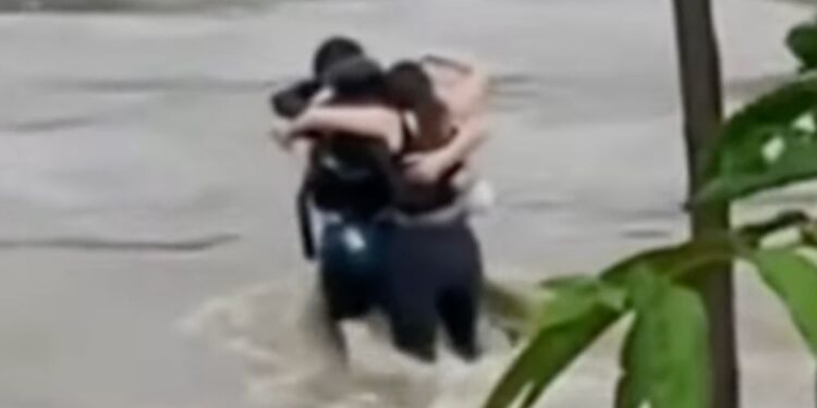 Zadnji objem prijateljev