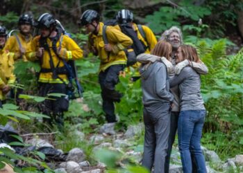 Izgubljen pohodnik deset dni taval po gozdu in se izognil pumi (FOTO)