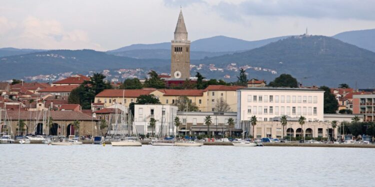 Čaka nas sončen dan z možnostjo popoldanskih ploh