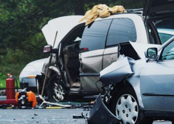 Huda nesreča na naših cestah: V trčenju sta umrli dve osebi