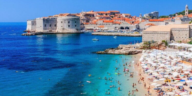 Incident, ki je pretresel Hrvaško: Zakaj je Poljak napadel Hrvatico?