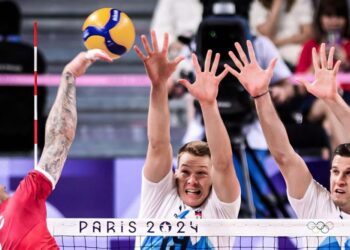 Zgodovinski uspeh: Slovenski odbojkarji premagali Kanado na olimpijskih Igrah