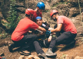 Perujska tragedija: Nesreča avtobusa vzela življenja 25 ljudi (VIDEO)