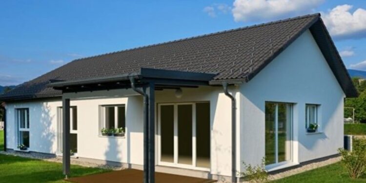 Slovenj Gradec: Prva donirana hiša za poplavljeno družino (FOTO)