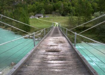 Vreme danes: Čakajo nas visoke temperature do 36 stopinj Celzija