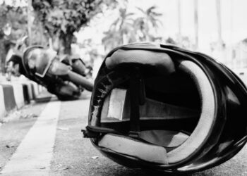 Tragična nesreča pri Kobaridu: Umrl 35-letni motorist