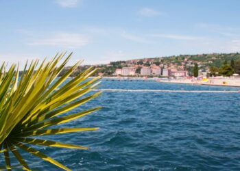 Čaka nas sončno in vroče vreme