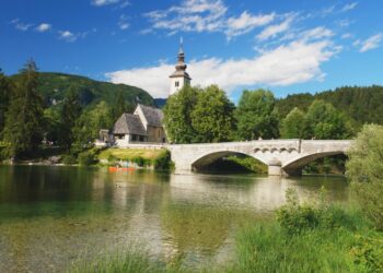 Opozorilo: Požarna nevarnost zaradi vročine na Primorskem