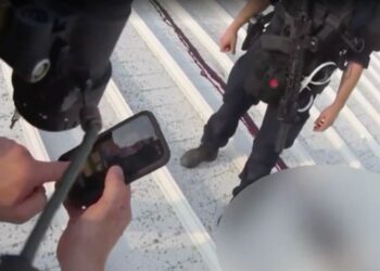 Nov posnetek razkriva trenutke po poskusu atentata na Trumpa (VIDEO)