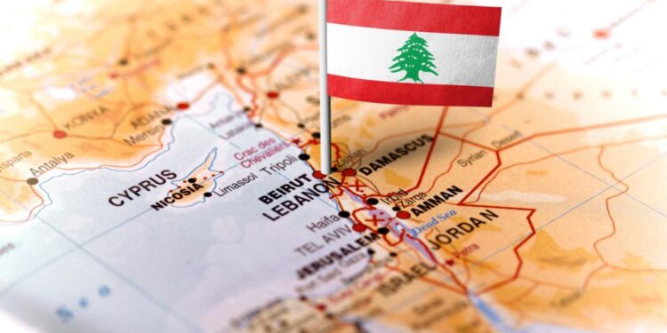 Izrael trdi, da je v napadu ubil poveljnika Hezbolaha, Libanon smrti ne potrjuje