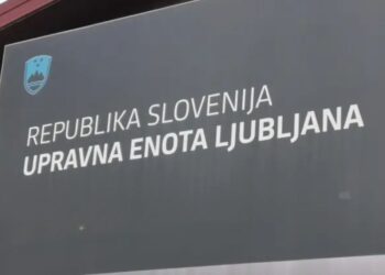 Konec stavke: Upravne enote ponovno nemoteno delujejo