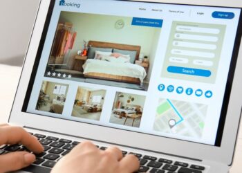 Pozor! Povečano število spletnih goljufij pri rezervacijah počitnic