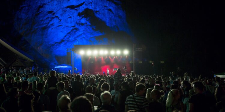 Tradicionalni dogodek pod zvezdami: Danes bo Bohinjska noč, zabavo pa bodo popestrili Čuki
