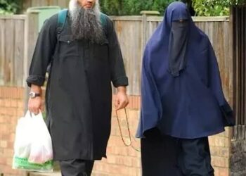 Policijsko nadlegovanje v Uzbekistanu: Muslimani tarča zaradi dolgih brad