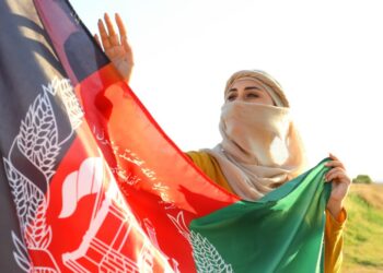 Šokantna prepoved v Afganistanu: Ženske ne smejo več govoriti v javnosti