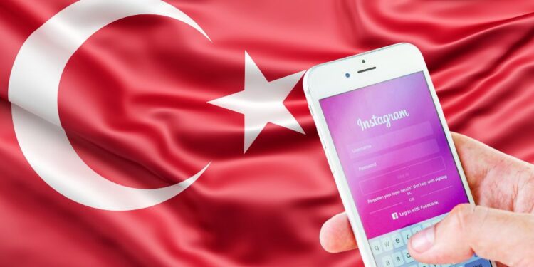 Devet dni brez Instagrama: Turčija znova omogočila dostop