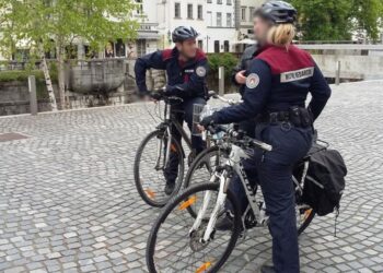 Nevarno delo občinskih redarjev: Sindikat zahteva večjo varnost in spoštovanje