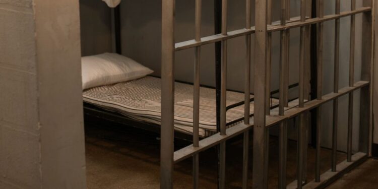 Primer tuberkuloze v ljubljanskem zaporu sprožil izredne ukrepe