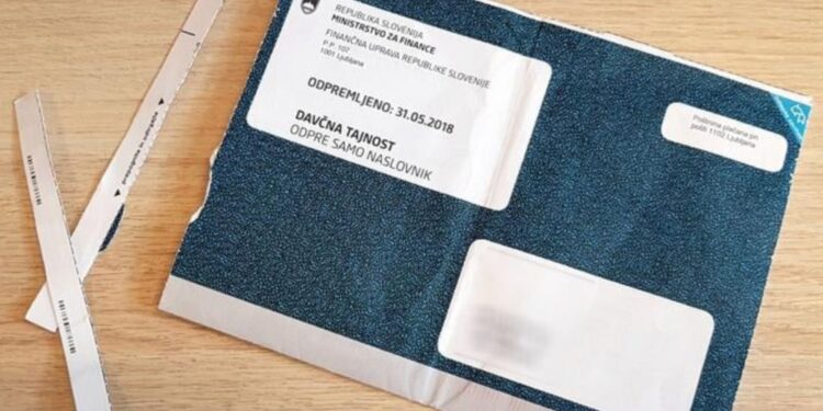 FURS odgovoril na 18.365 ugovorov zavezancev glede dohodnine: Povprečno vračilo 922,75 evra