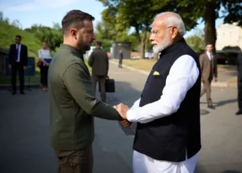 Indijski premier Modi prispel v Kijev na pogovor z ukrajinskim predsednikom Zelenskim (FOTO)