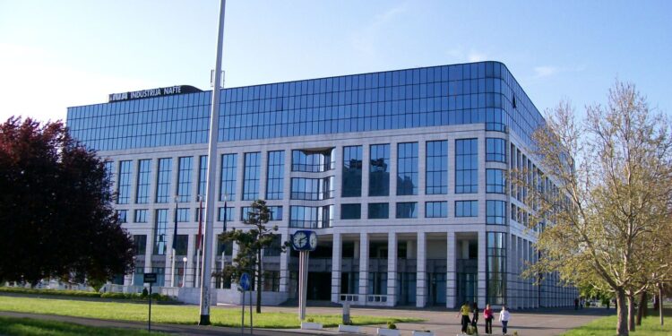 Največji rop v zgodovini Hrvaške: Kako so podjetje Ina oškodovali za 160 milijonov evrov