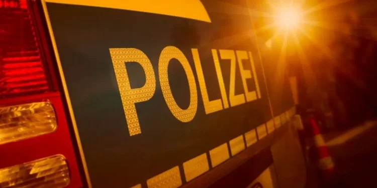 Nemčija: Napadalka z nožem ranila šest ljudi (FOTO)